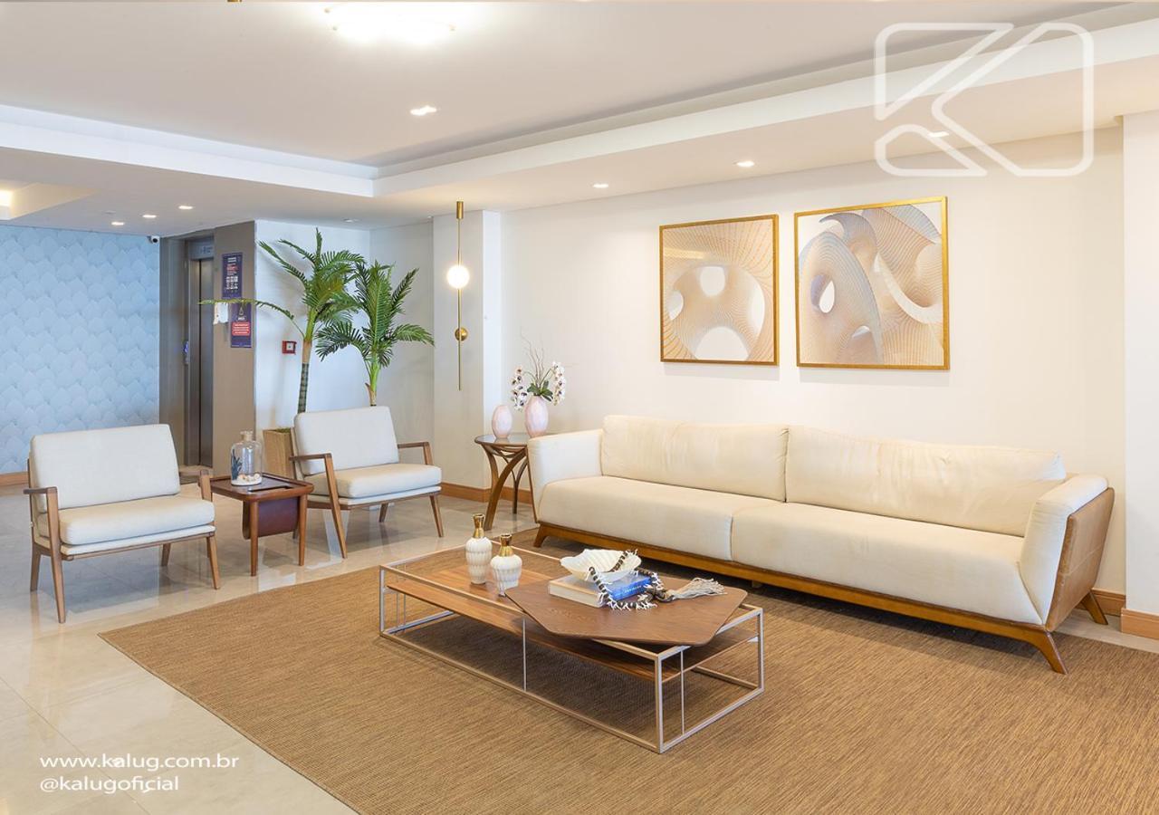Kalug: Beachfront With Ocean Views And High-speed Wi-fi Apartment